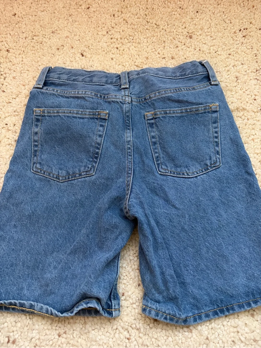 Old Navy mid length